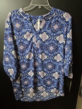 Ny Collection Petite Women's Blue Patterned Split-Neck Tunic Top